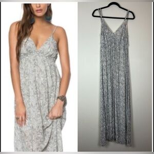 O’NEILL White Black Paisley Print Gauzy Boho Maxi Dress size Medium